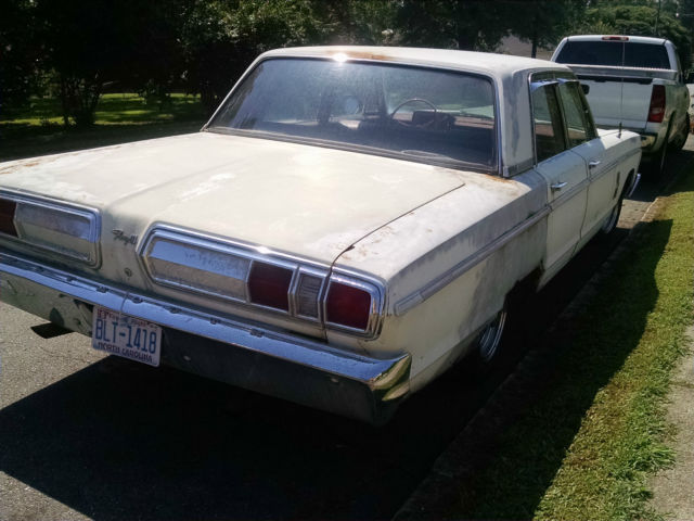 1966 Plymouth Fury White/Red - photo 3