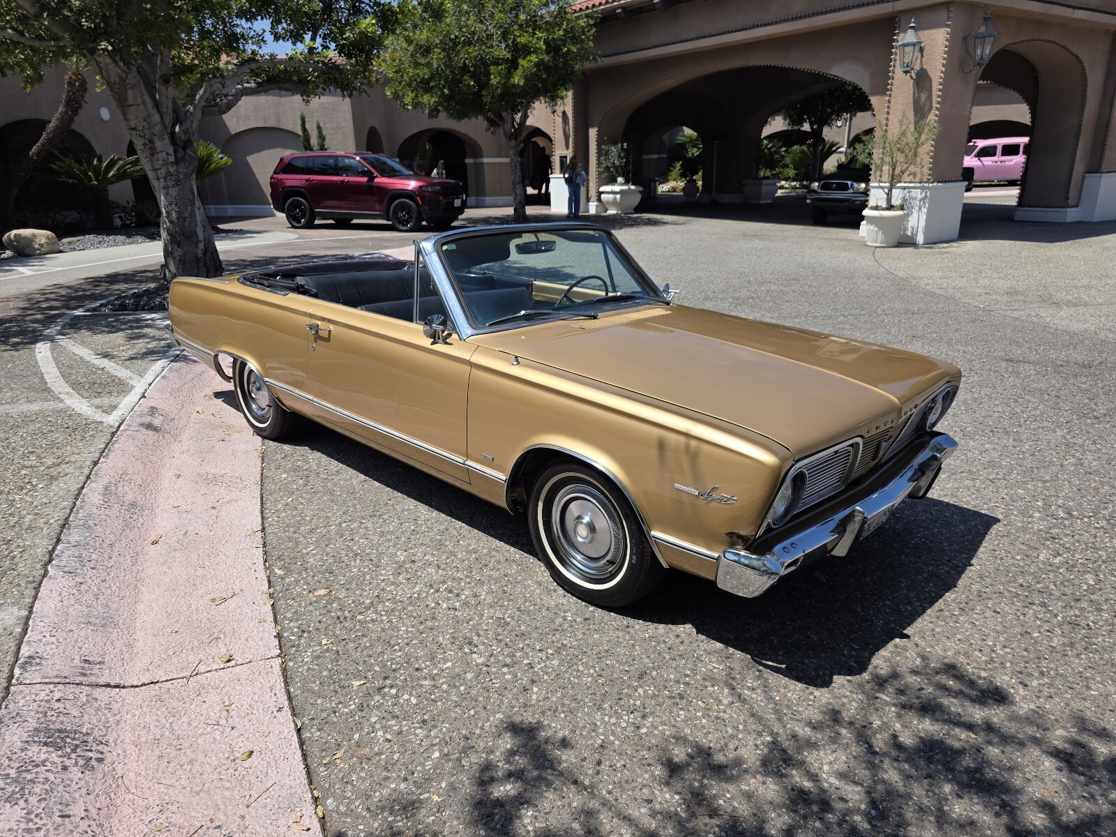 1966 Plymouth Valiant - photo 6