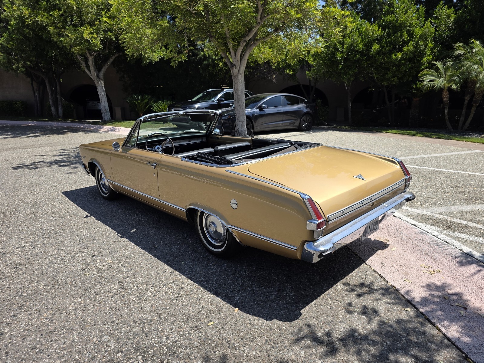 1966 Plymouth Valiant - photo 8