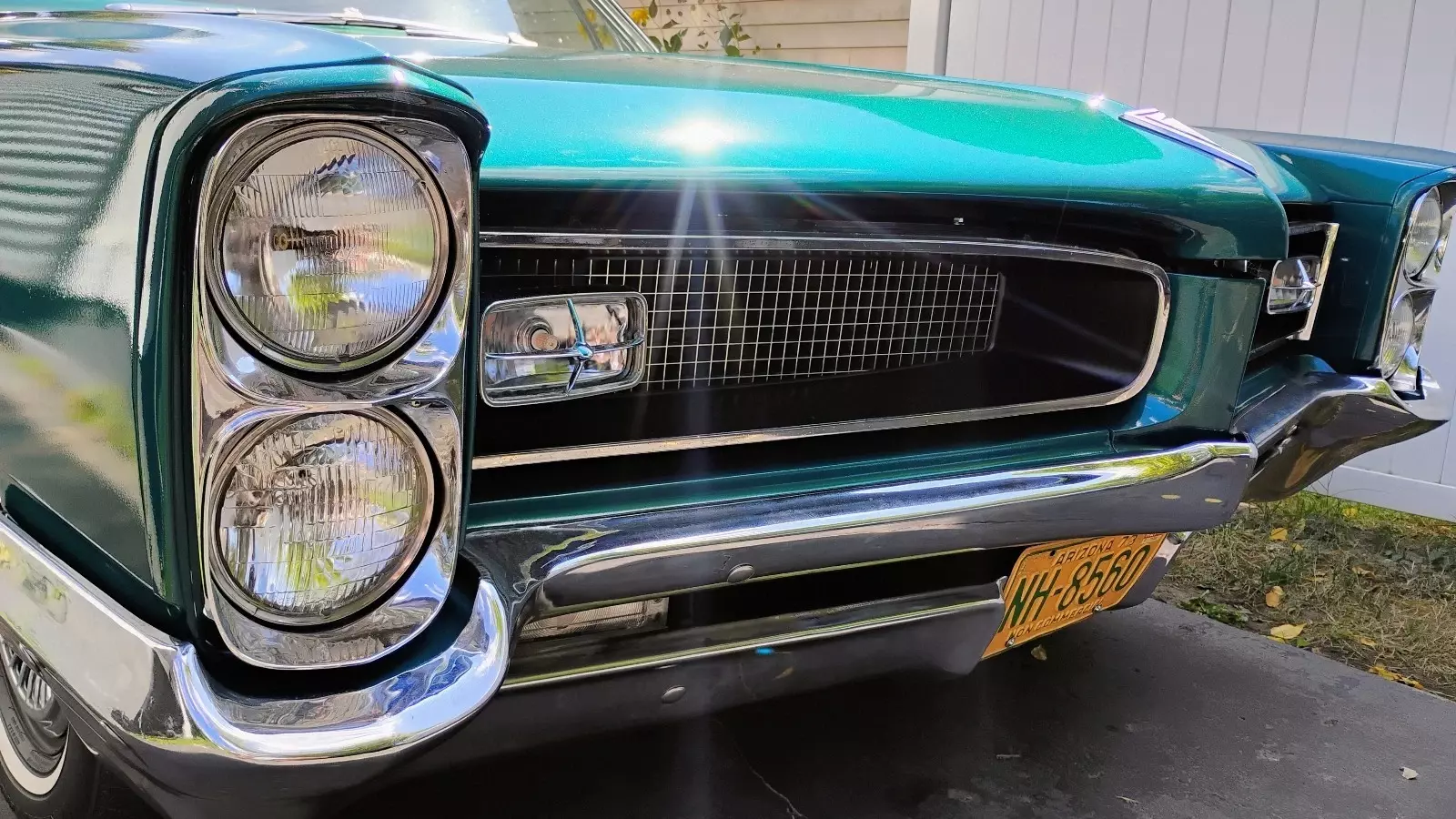 1966 Pontiac Bonneville original Marina turquoise leather / vinyl interior