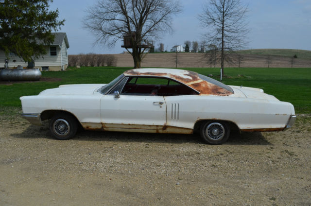 1966 Pontiac Catalina 2+2 - photo 2