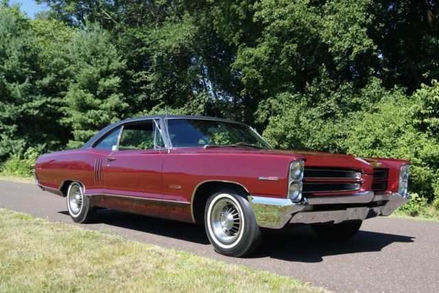 1966 PONTIAC CATALINA 2+2, 421 BIG BLOCK W/TRI POWER - 4 SPEED - ONE RARE FIND!! 1966 Pontiac Catalina 2+2