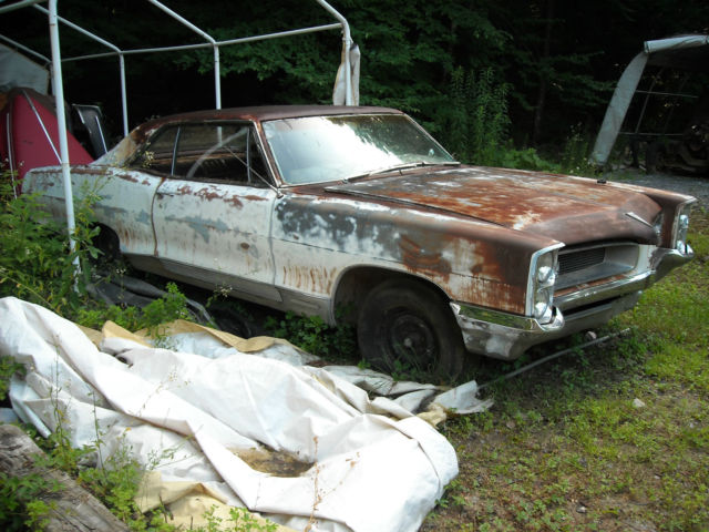 1966 Pontiac Grand Prix - photo 2