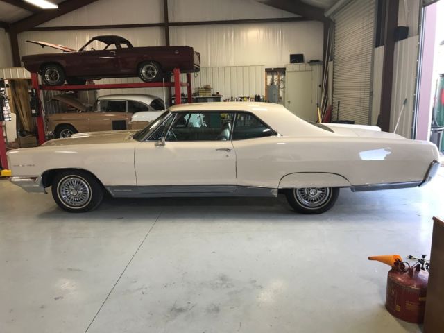 1966 Pontiac Grand Prix 389 Tri-Power, Automatic PS, PB, PW, A/C Restored 1966 Pontiac Grand Prix