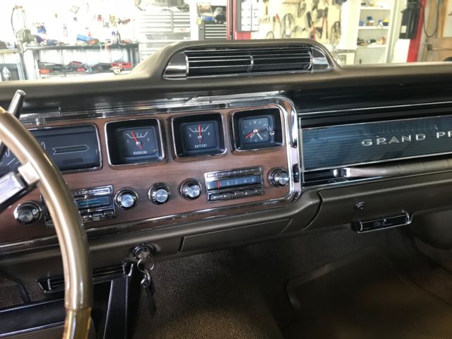 1966 Pontiac Grand Prix - photo 12