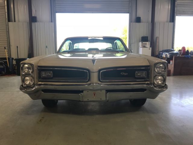 1966 Pontiac Grand Prix - photo 3
