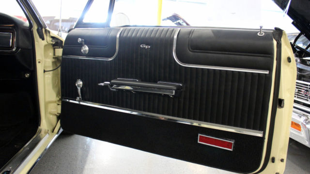 1966 Pontiac Grand Prix - photo 12
