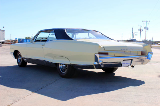 1966 Pontiac Grand Prix - photo 3