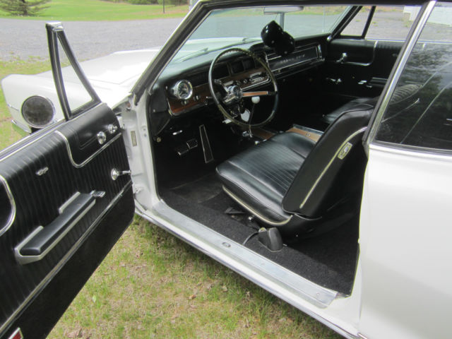 1966 Pontiac Grand Prix - photo 4