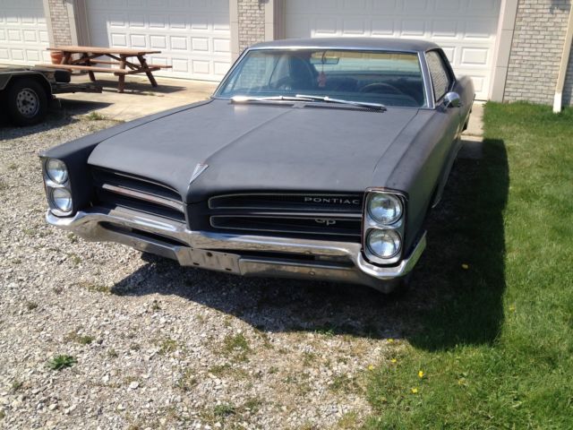 1966 Pontiac Grand Prix - photo 3