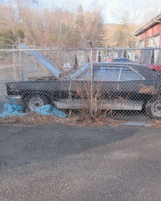 1966 Pontiac Grand Prix - photo 2