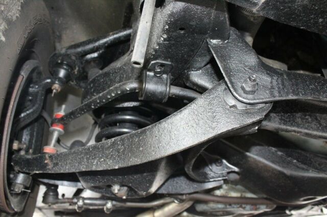 1966 Pontiac Grand Prix -389 CUBIC INCH-AUTOMATIC-WELL KEPT-ANTIQUE RARE V - photo 8