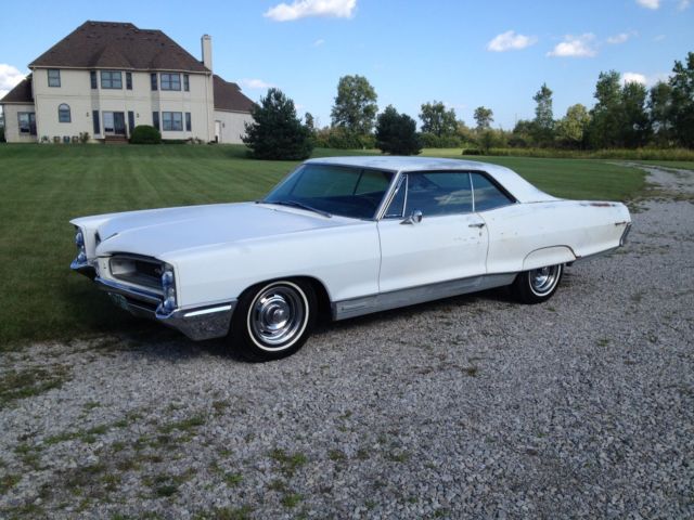 1966 Pontiac Grand Prix - photo 2