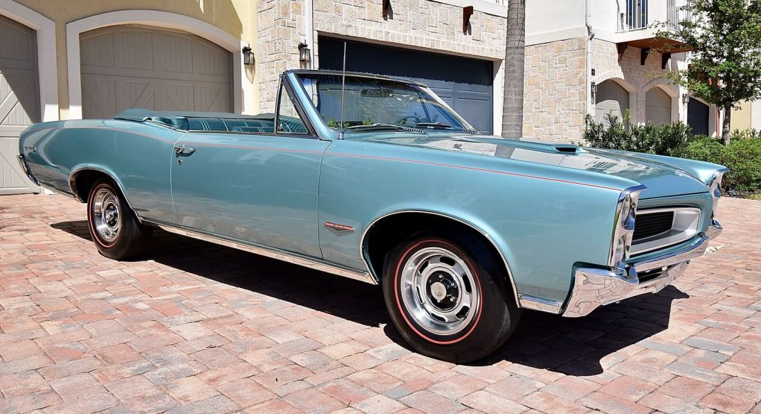 1966 Pontiac GTO 242 Tri Power Convertible 4 Speed M21 Reef Turquoise 1966 Pontiac GTO Convertible 242 Tri Power