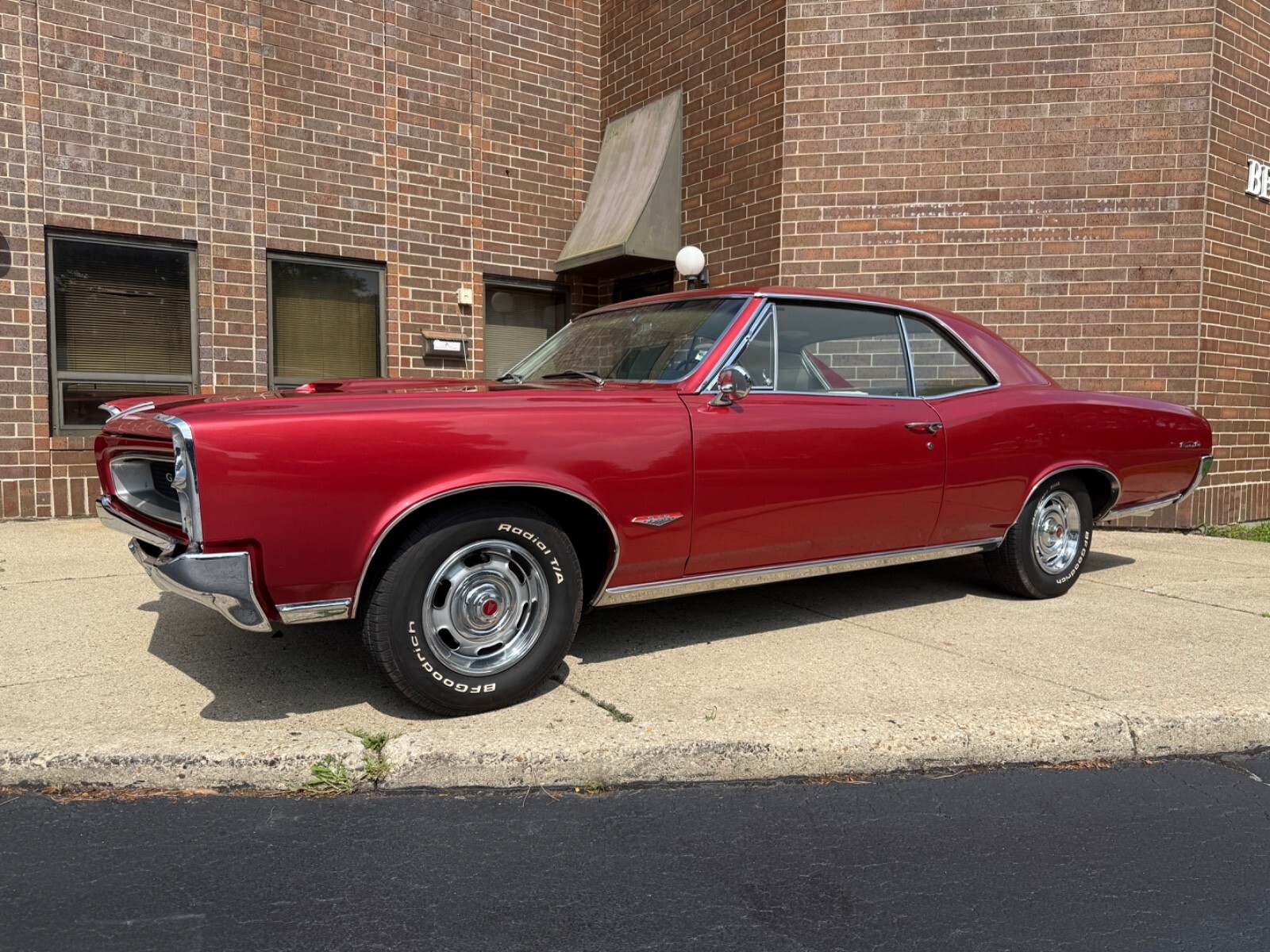 1966 Pontiac GTO - 3x2 - Frame Off - photo 2