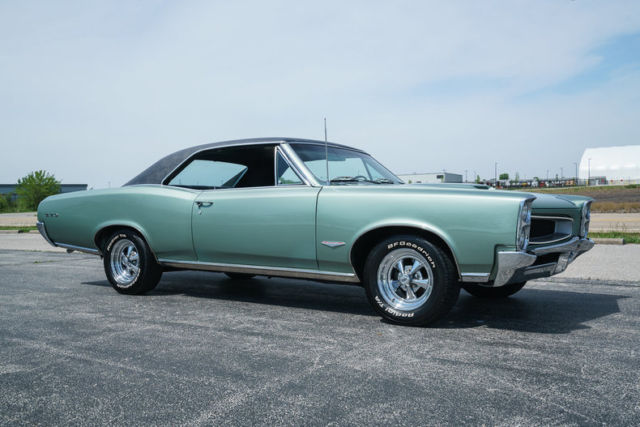 1966 Pontiac GTO Tri-Power - photo 11