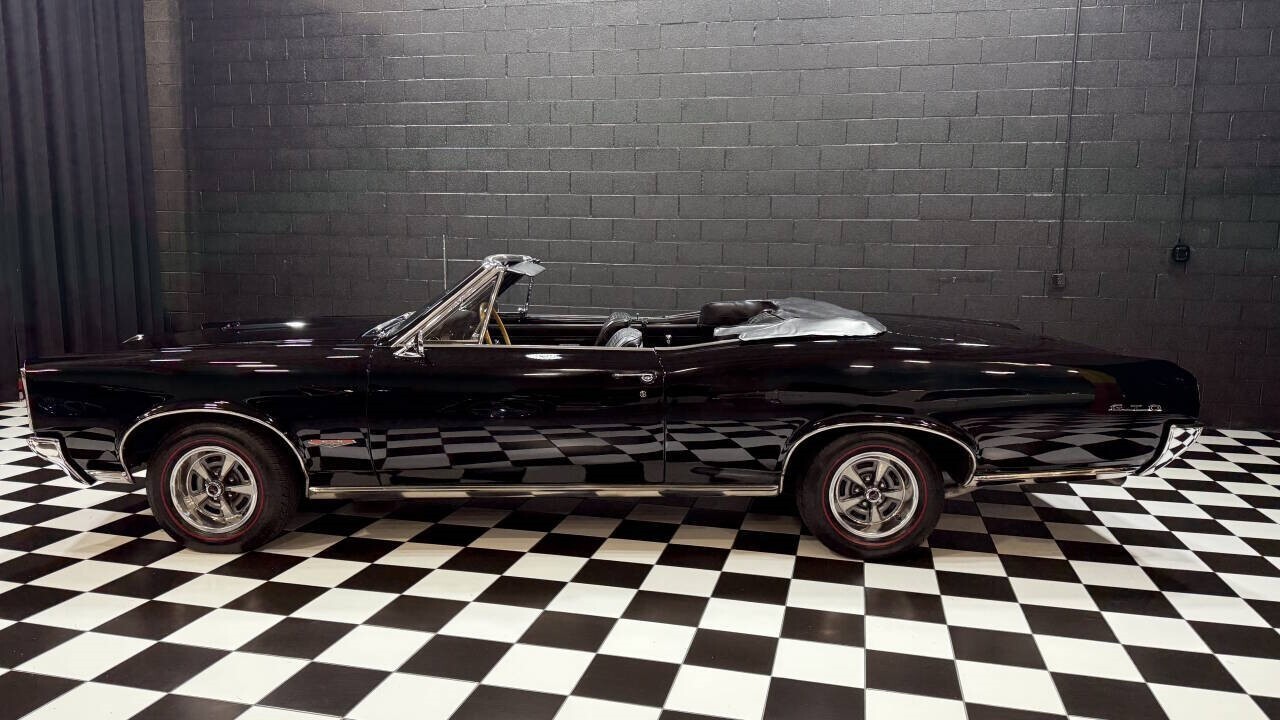 1966 Pontiac GTO 389cid 3x2bbl TRI POWER CONVERTIBLE AUTO REDLINES - photo 8