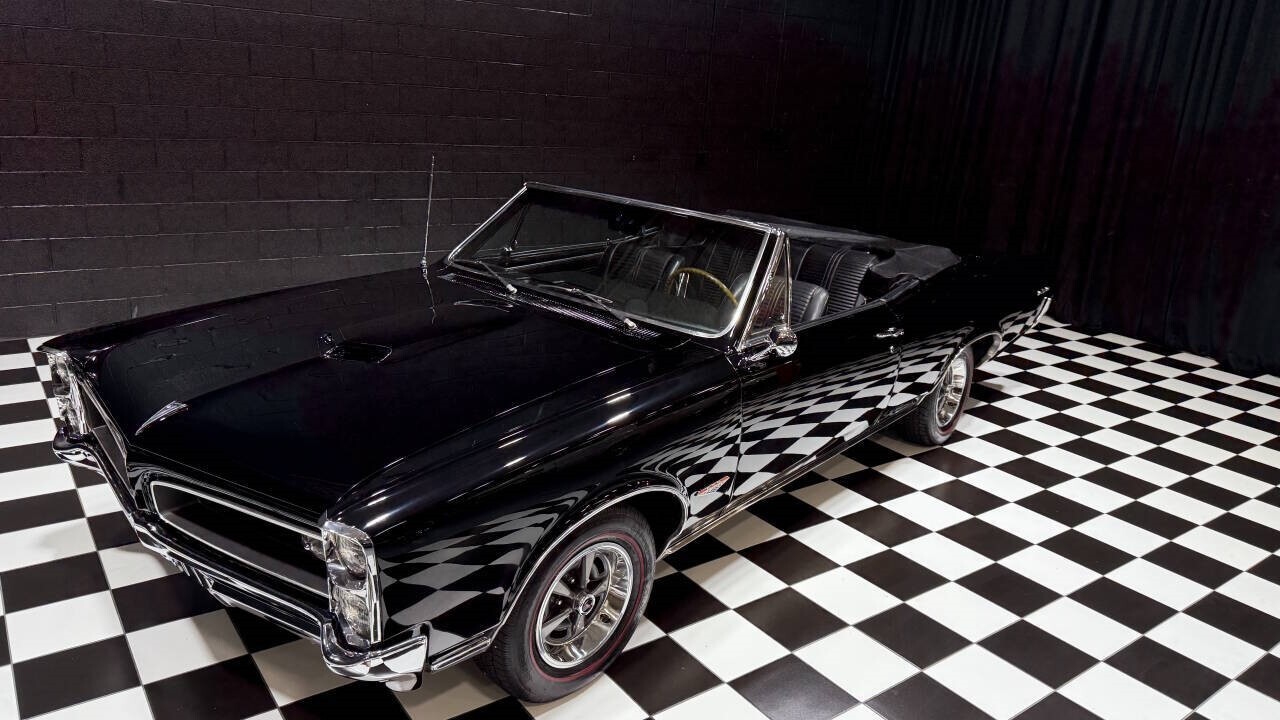 1966 Pontiac GTO 389cid 3x2bbl TRI POWER CONVERTIBLE AUTO REDLINES - photo 9
