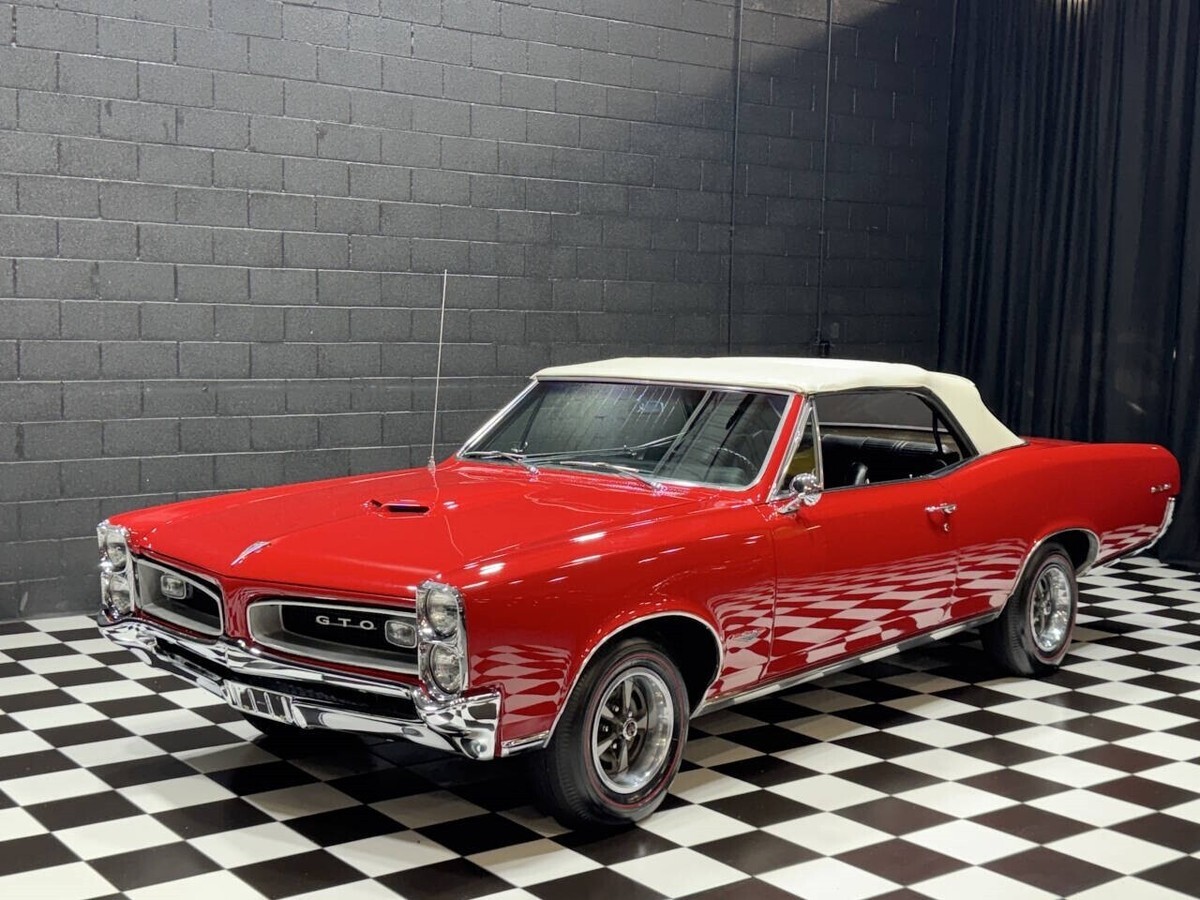 1966 Pontiac GTO 389cid TRI POWER FUN CONVERTIBLE M20 4 SPEED - photo 2