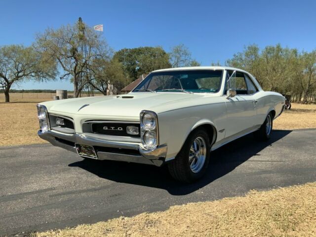 1966 Pontiac GTO 398 V8 with Tri-Power and 4-Speed 78731 Miles White Coupe 389 V 1966 Pontiac GTO 398 V8 with Tri-Power and 4-Speed