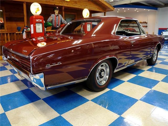 1966 Pontiac GTO Period Correct 389 cui / 4 speed manual - photo 11