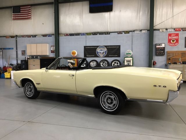 1966 Pontiac GTO Convertible - photo 2