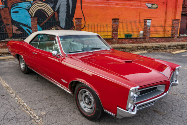 1966 Pontiac GTO Fremont California Built USA 1966 Pontiac GTO 66-24217