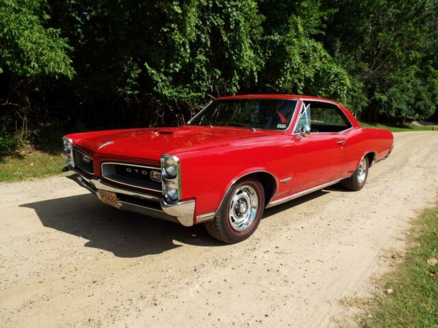 1966 Pontiac GTO Hardtop 389 4 bbl - Numbers Matching, Factory Montero Red Car 1966 Pontiac GTO