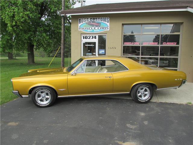 1966 Pontiac Le Mans -- - photo 11