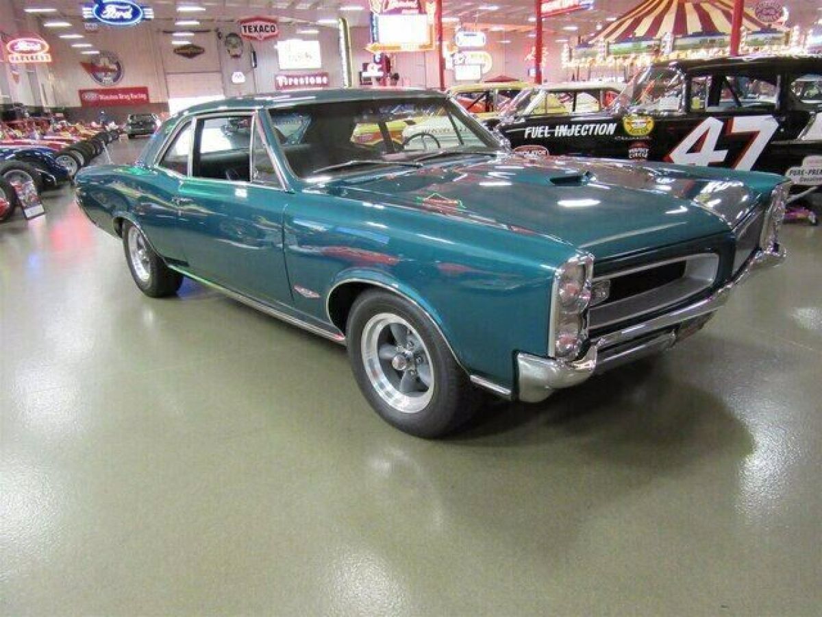 1966 Pontiac GTO Sports Coupe 1966 Pontiac GTO Sports Coupe
