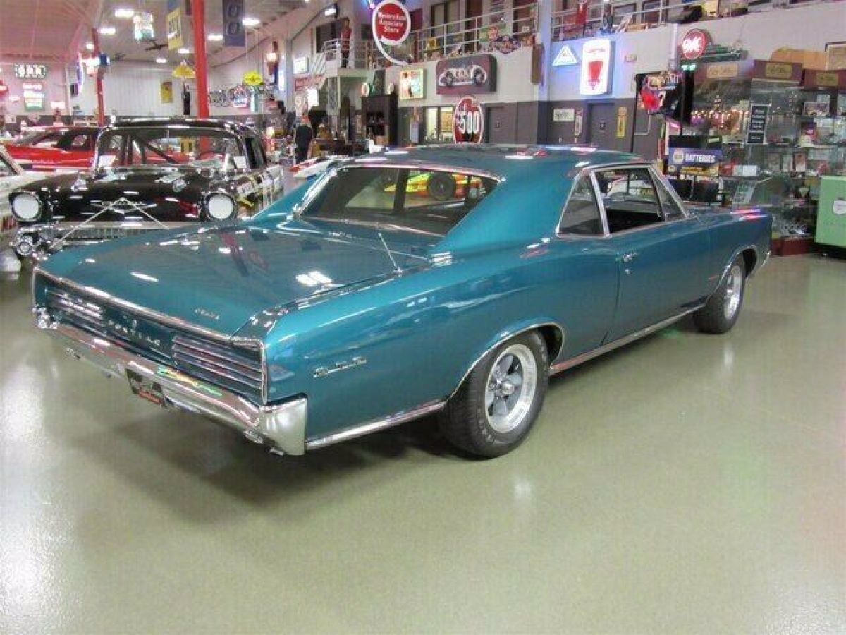 1966 Pontiac GTO Sports Coupe - photo 6