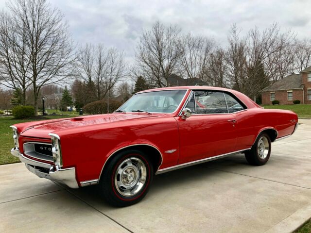 1966 Pontiac GTO *Tri-power! 4 Speed! True GTO! Gorgeous Restoration! PHS! 1966 Pontiac GTO