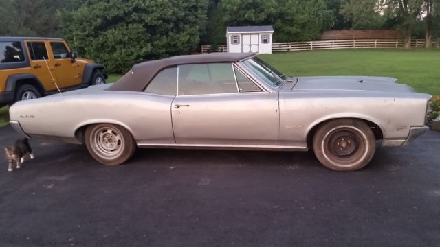 1966 Pontiac GTO Tri-Power Convertible 1966 Pontiac GTO Convertible