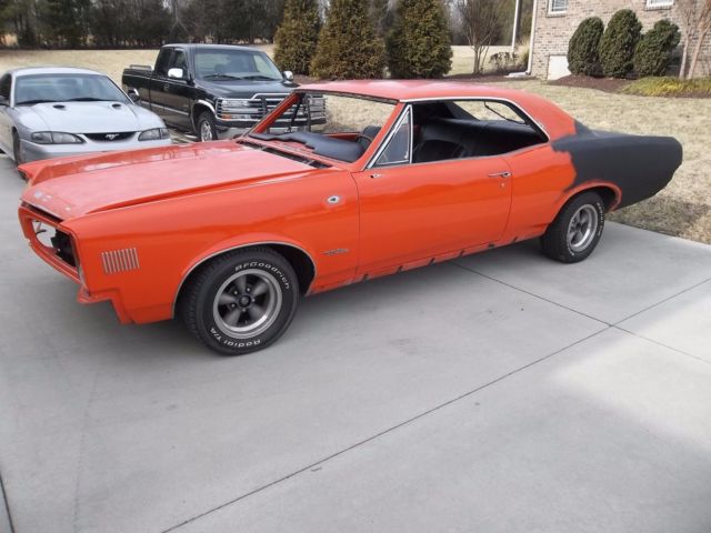 1966 pontiac lemans v/8 buckets console california car 1966 Pontiac Le Mans 2 door coupe