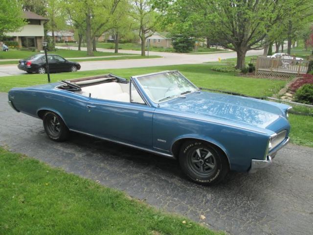 1966 Pontiac Tempest GTO Le Mans DeLorean Sprint 6 Convertible 230 ci / 207 hp 1966 Pontiac Le Mans