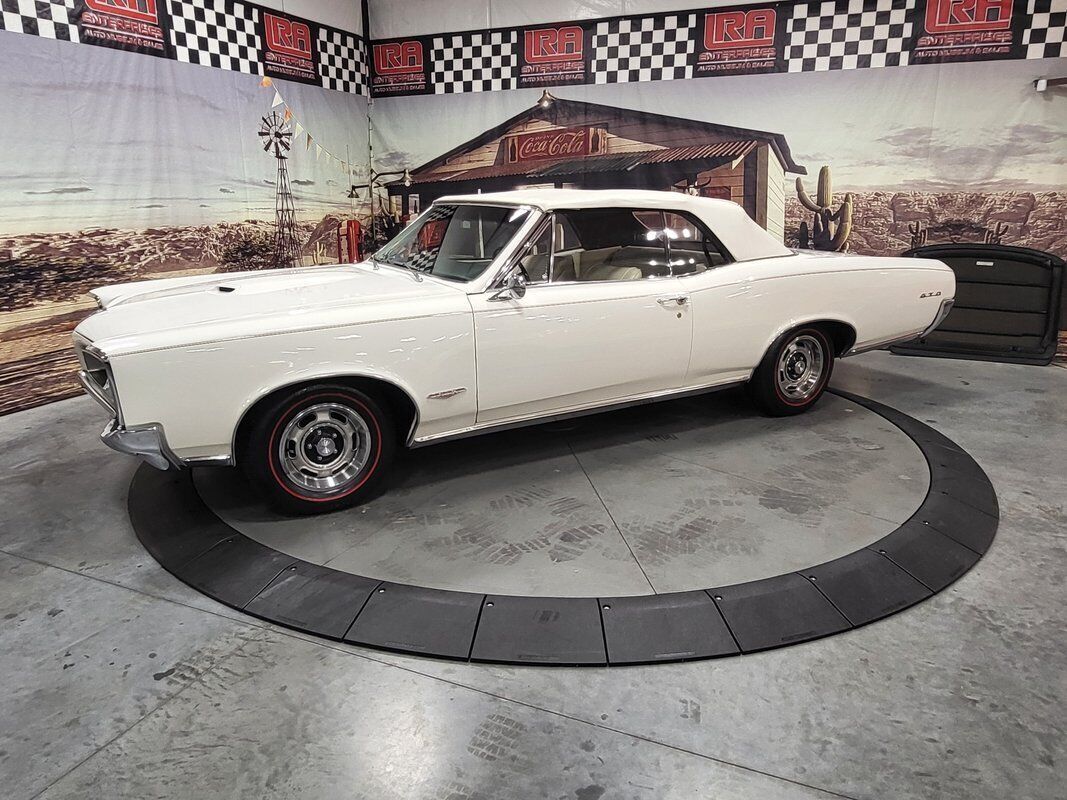 1966 Pontiac GTO 1 of 1 4 Speed White on White - photo 4