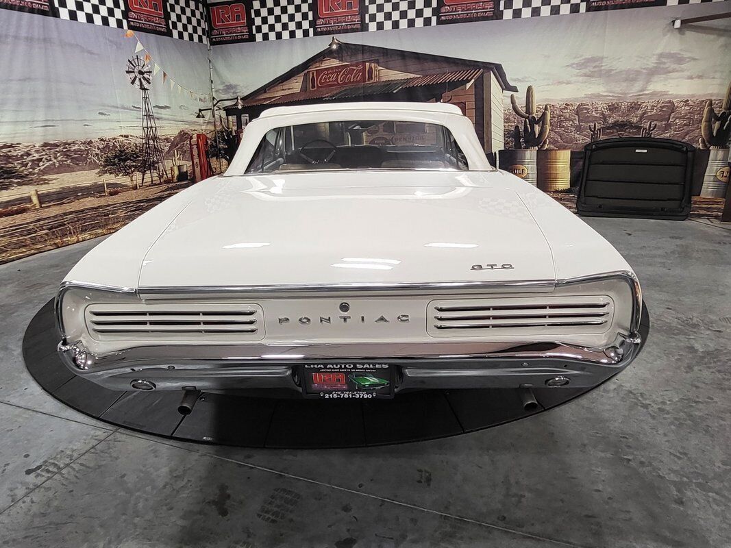 1966 Pontiac GTO 1 of 1 4 Speed White on White - photo 5