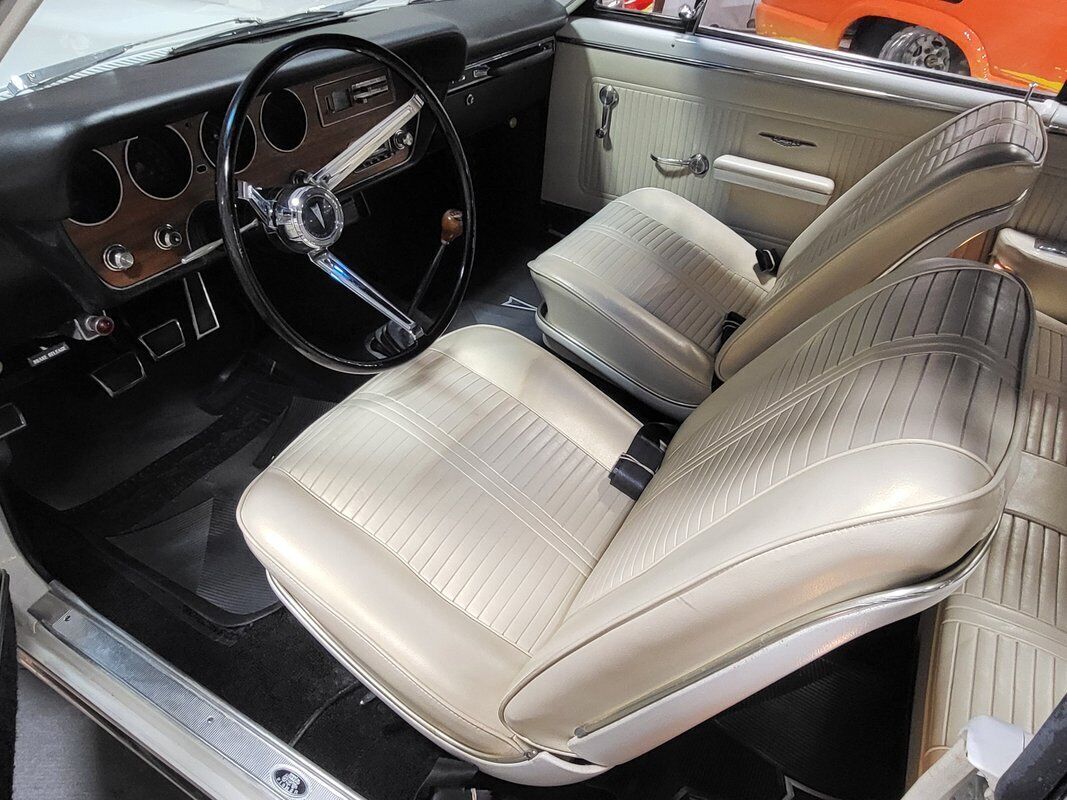 1966 Pontiac GTO 1 of 1 4 Speed White on White - photo 7