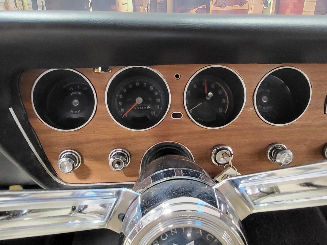 1966 Pontiac GTO 1 of 1 4 Speed White on White - photo 8
