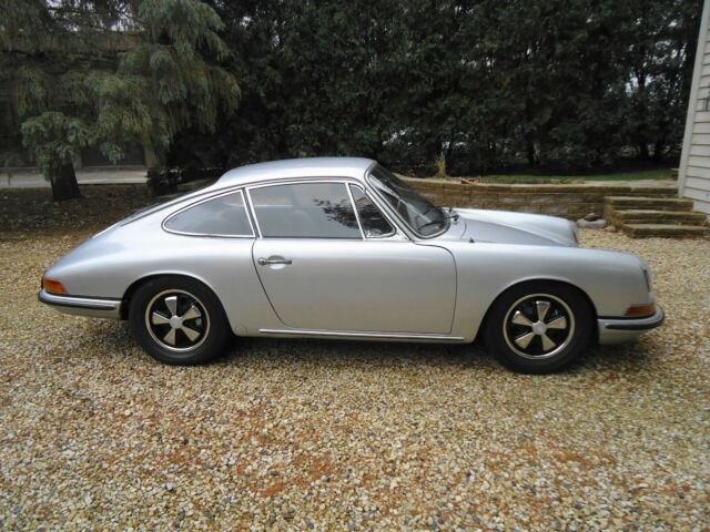 1966 Porsche 911 Short Wheel-Base Coupe 1966 Porsche 911 Short Wheel Base Coupe