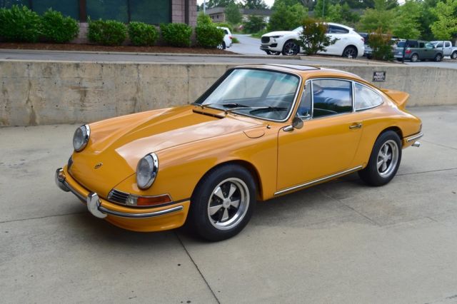 1966 Porsche 912 911 Outlaw 1970 911T engine Bahama Yellow 2.7 RS Clone Fuchs 1966 Porsche 912 911 Outlaw
