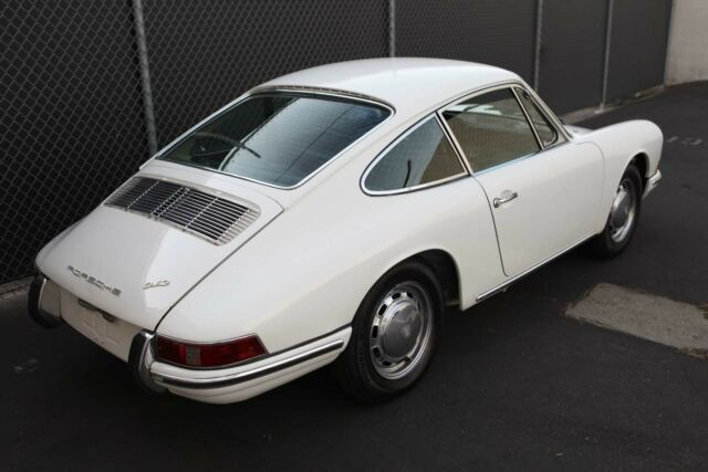 1966 Porsche 912 PORSCHE 912 EARLY 3 GAUGE CAR, 4 SCREW HORN GRILL - photo 6
