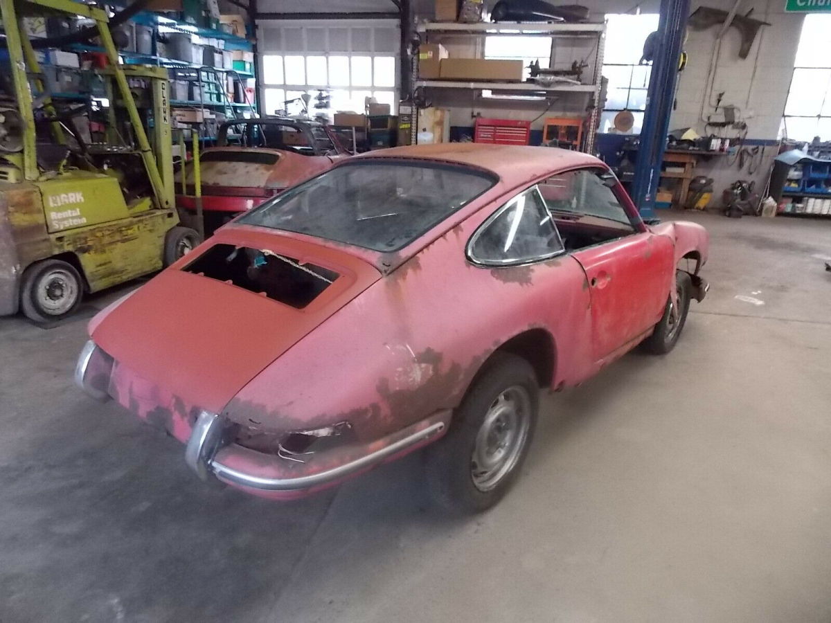 1966 Porsche 912 Rolling Body, Restoration Project 3 Gauge Dash 1966 Porsche 912 none