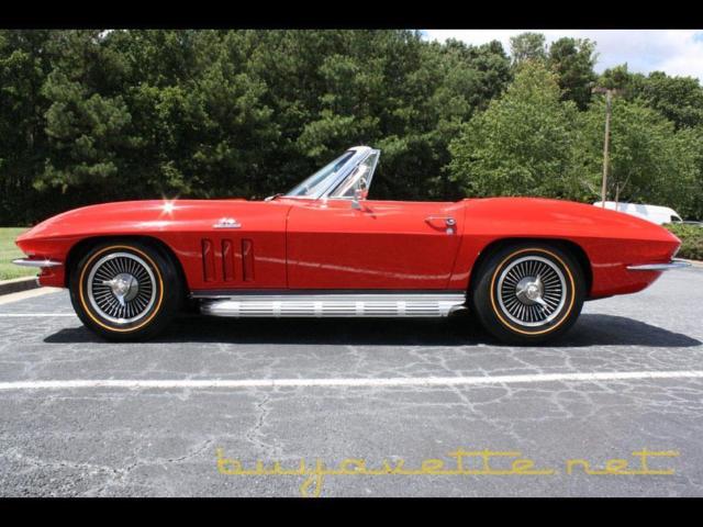 1966 Chevrolet Corvette Convertible - photo 12