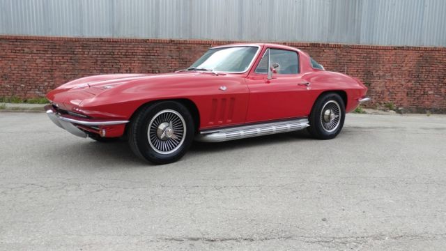 1966 Chevrolet Corvette - photo 2