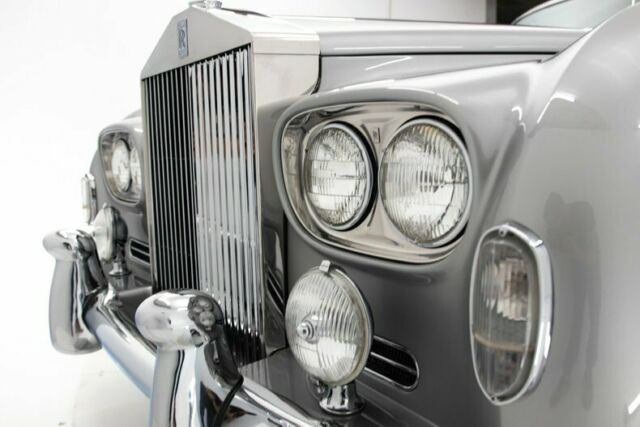 1966 Rolls-Royce Flying Spur -- - photo 7