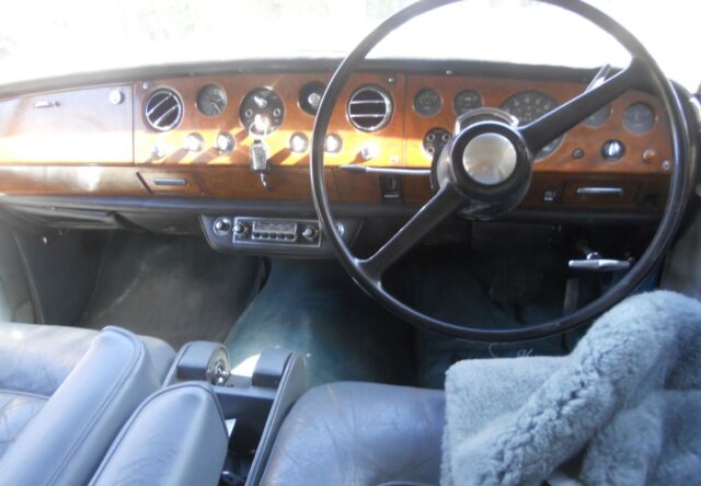 1966 Rolls-Royce Silver Shadow Right Hand Drive - photo 10
