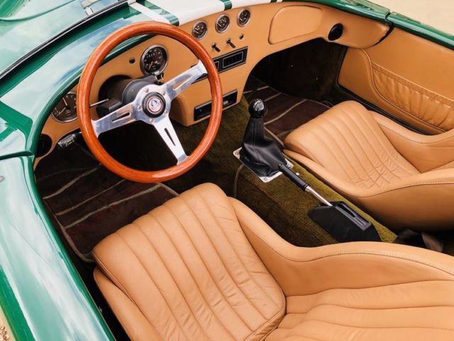 1966 Shelby Classic Roadster LTD 302 dual 4's 5 spd -- - photo 7