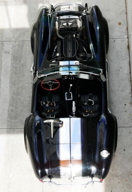 1966 Shelby Cobra - Black with Chrome Stripes - NO RESERVE 1966 Shelby Roadster