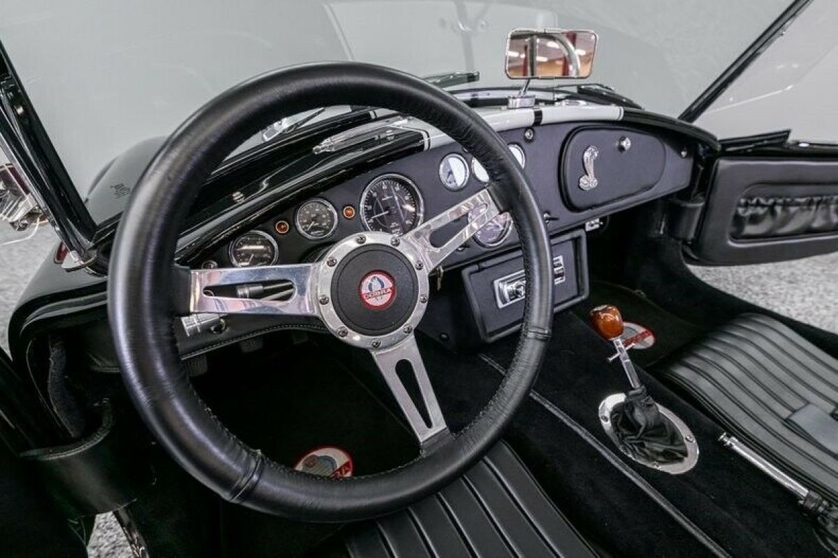 1966 Shelby Cobra Replica - photo 12